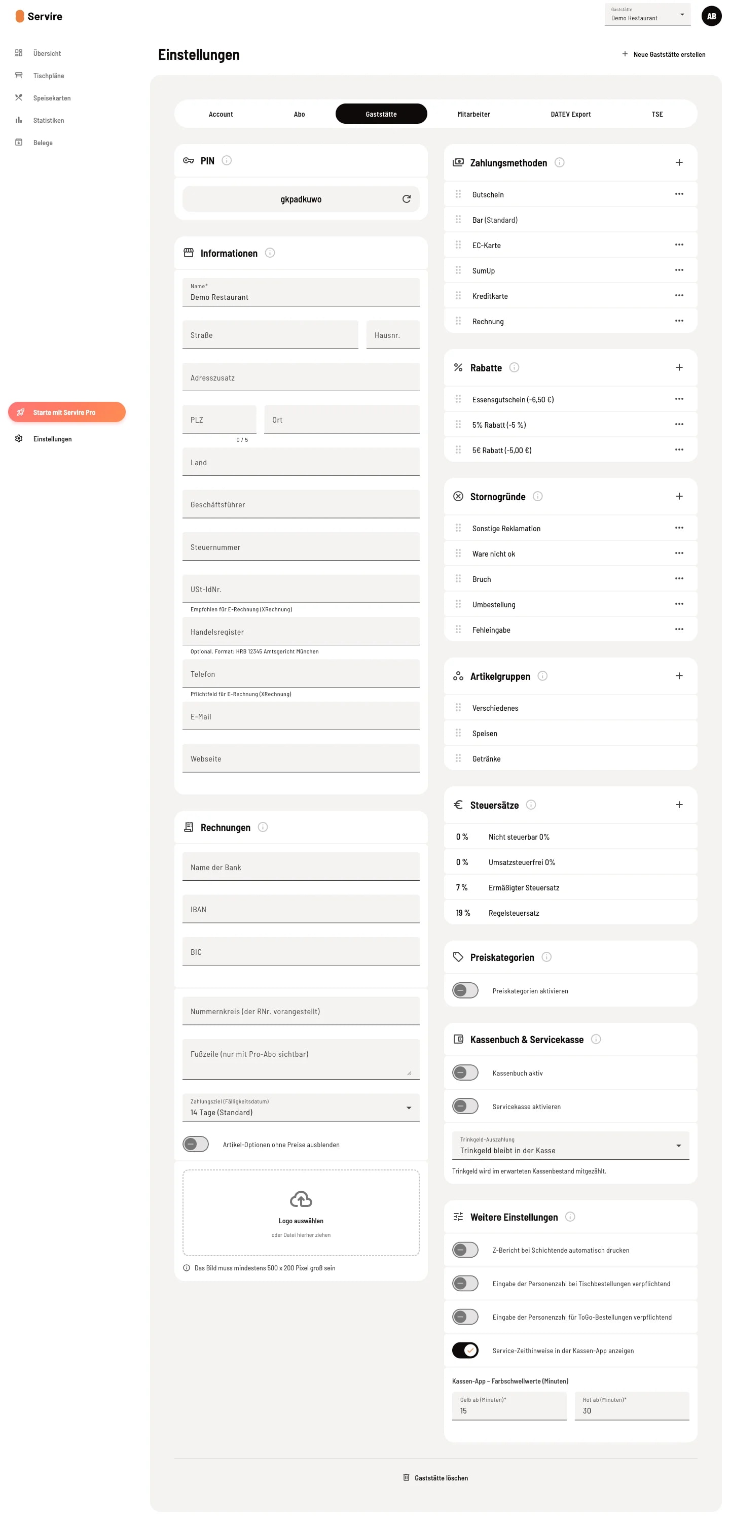 Gaststätte-Tab im Servire Web desk mit allen Sektionen: PIN, Informationen, Zahlungsmethoden, Rabatte, Stornogründe, Artikelgruppen, Rechnungen, Steuersätze, Preiskategorien, Kassenbuch und Weitere Einstellungen