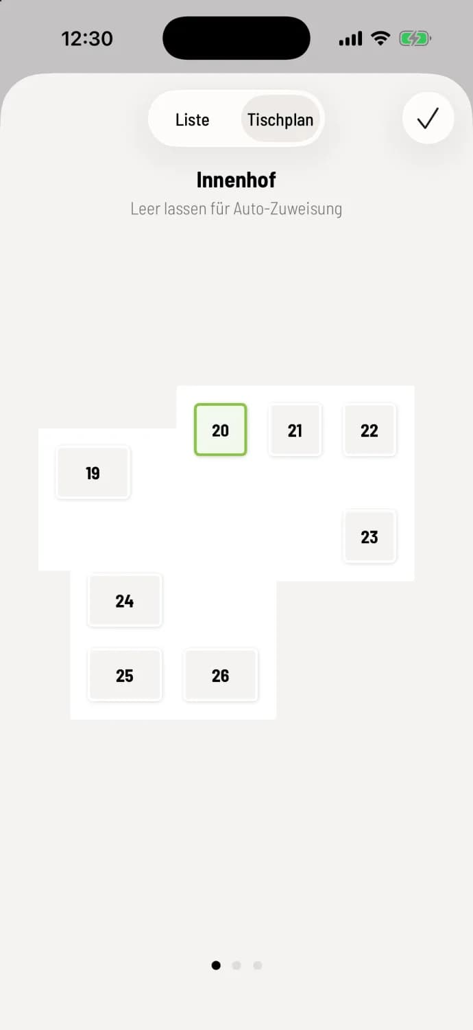 Table selection in the courtyard table plan with tables 19 to 26, table 20 marked in green